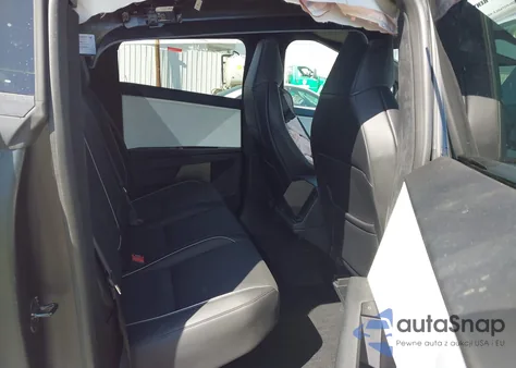 2024 Tesla Cybertruck All-Wheel Drive z USA, uszkodzony, nr VIN 7G2CEHEDXRA006762